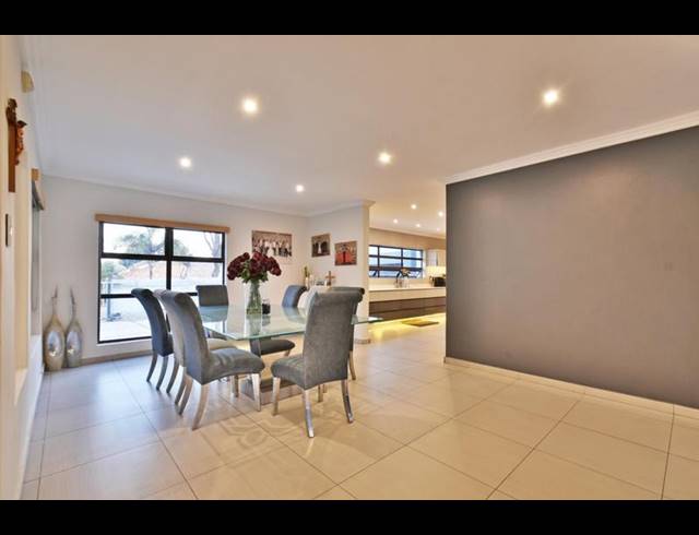 5 BEDROOM HOUSE FOR SALE IN MEYERSDAL
